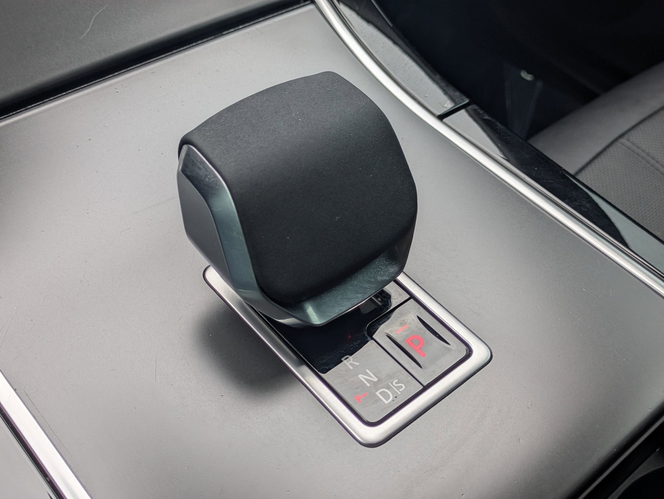 2024 Land Rover Range Rover Evoque Dynamic SE