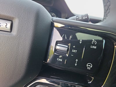 2025 Land Rover Range Rover Evoque Dynamic SE