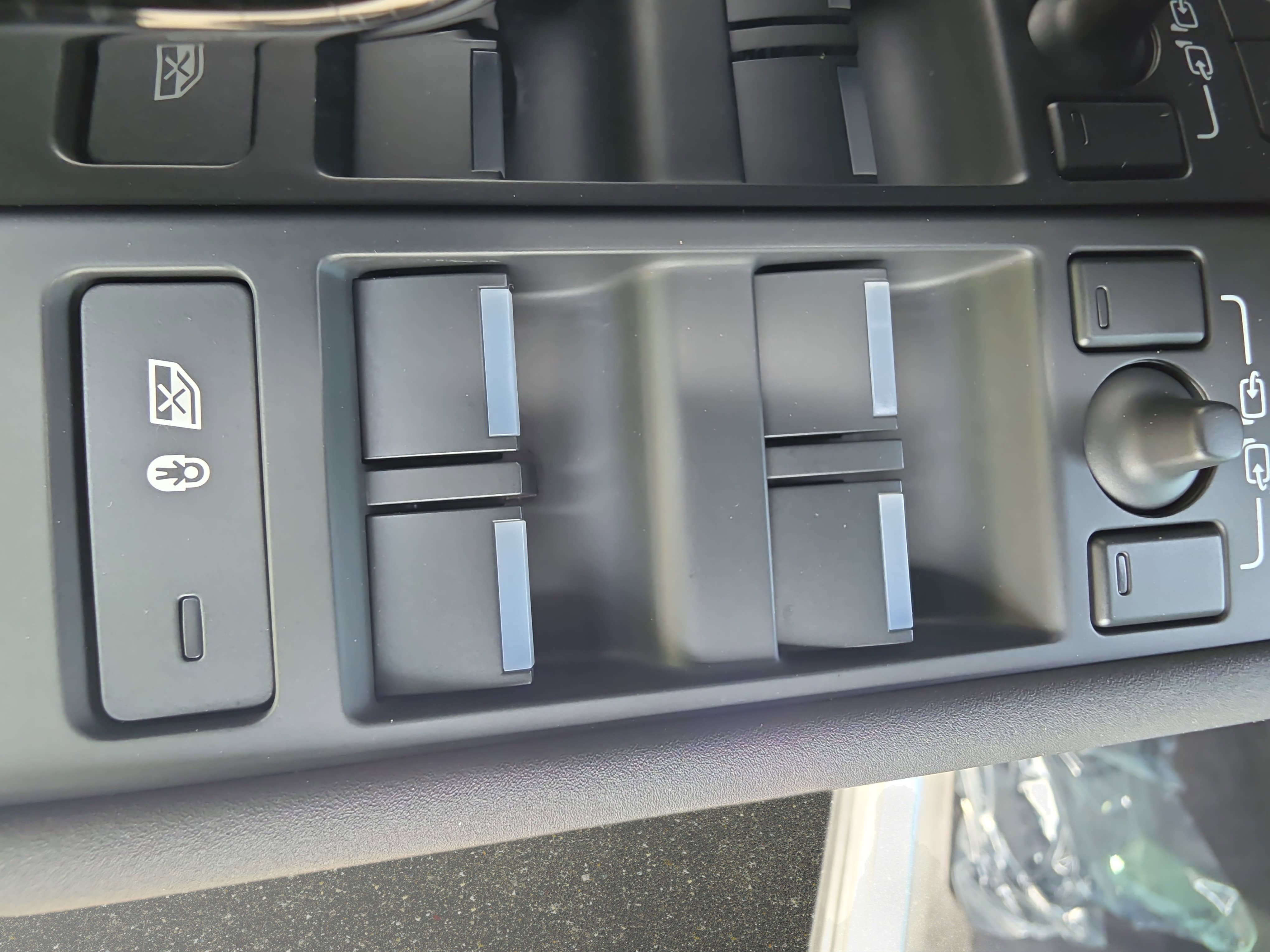 2025 Land Rover Range Rover Evoque Dynamic SE