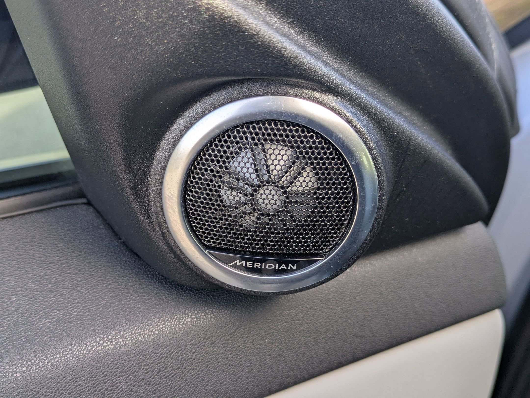 2025 Land Rover Range Rover Evoque Dynamic SE