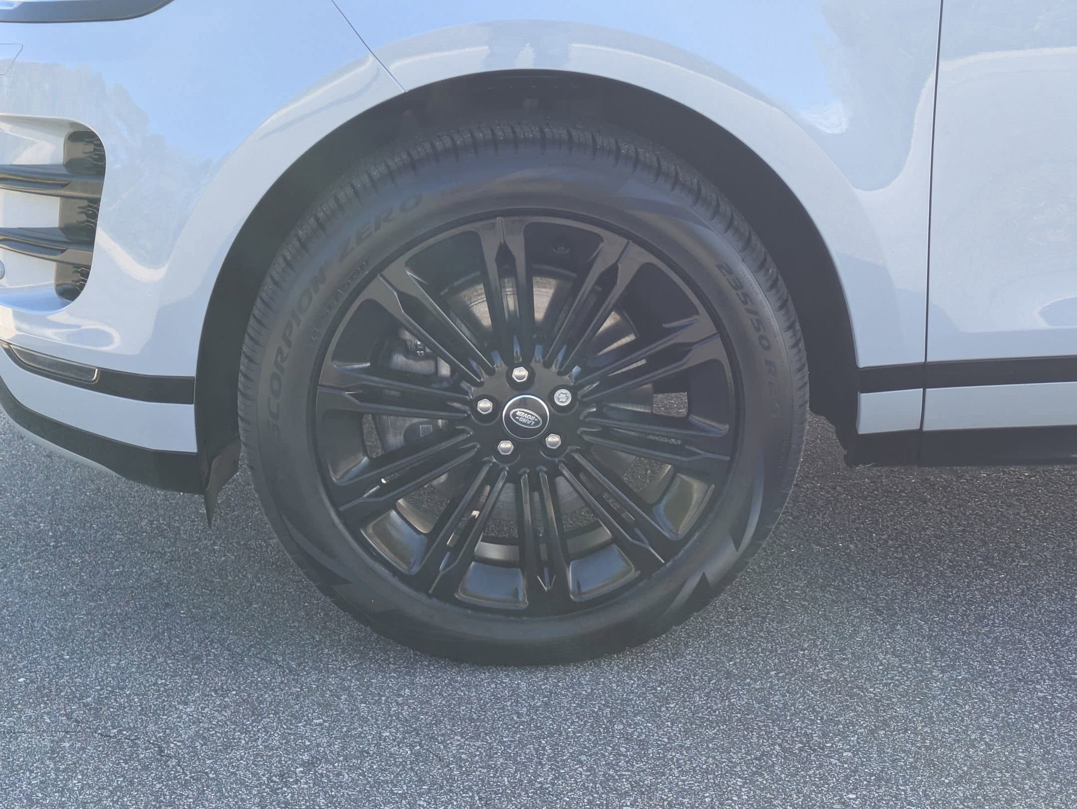 2025 Land Rover Range Rover Evoque Dynamic SE