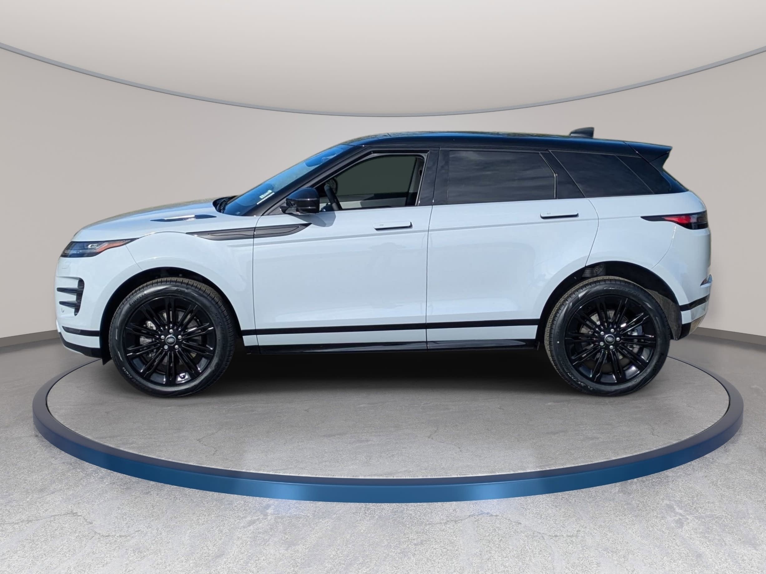 2025 Land Rover Range Rover Evoque Dynamic SE