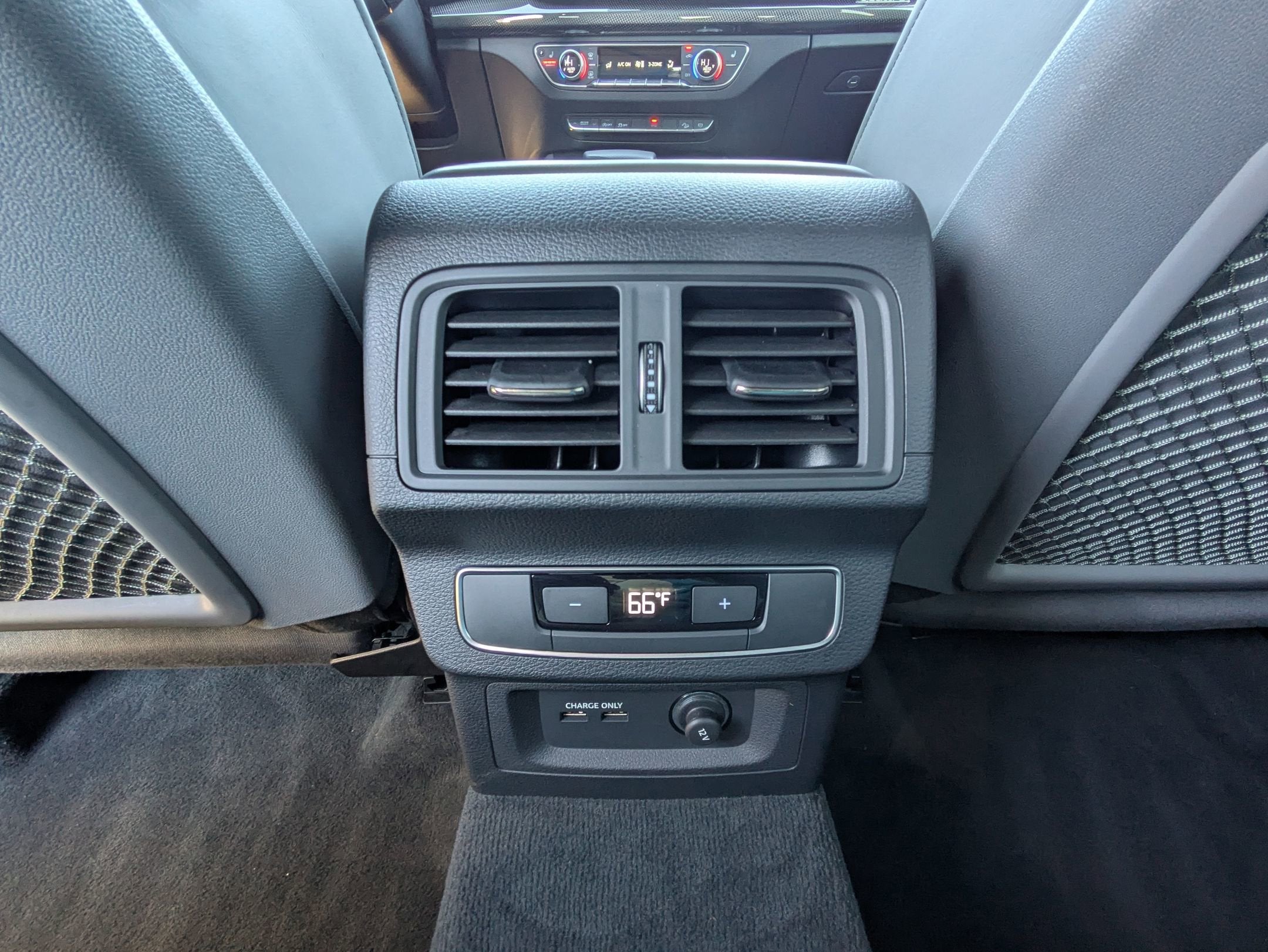 2024 Audi SQ5 Premium Plus