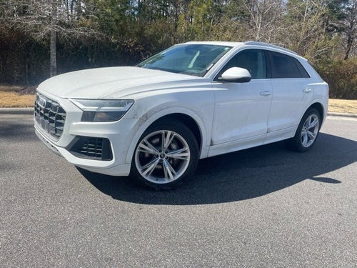 2022 Audi Q8 Premium Plus