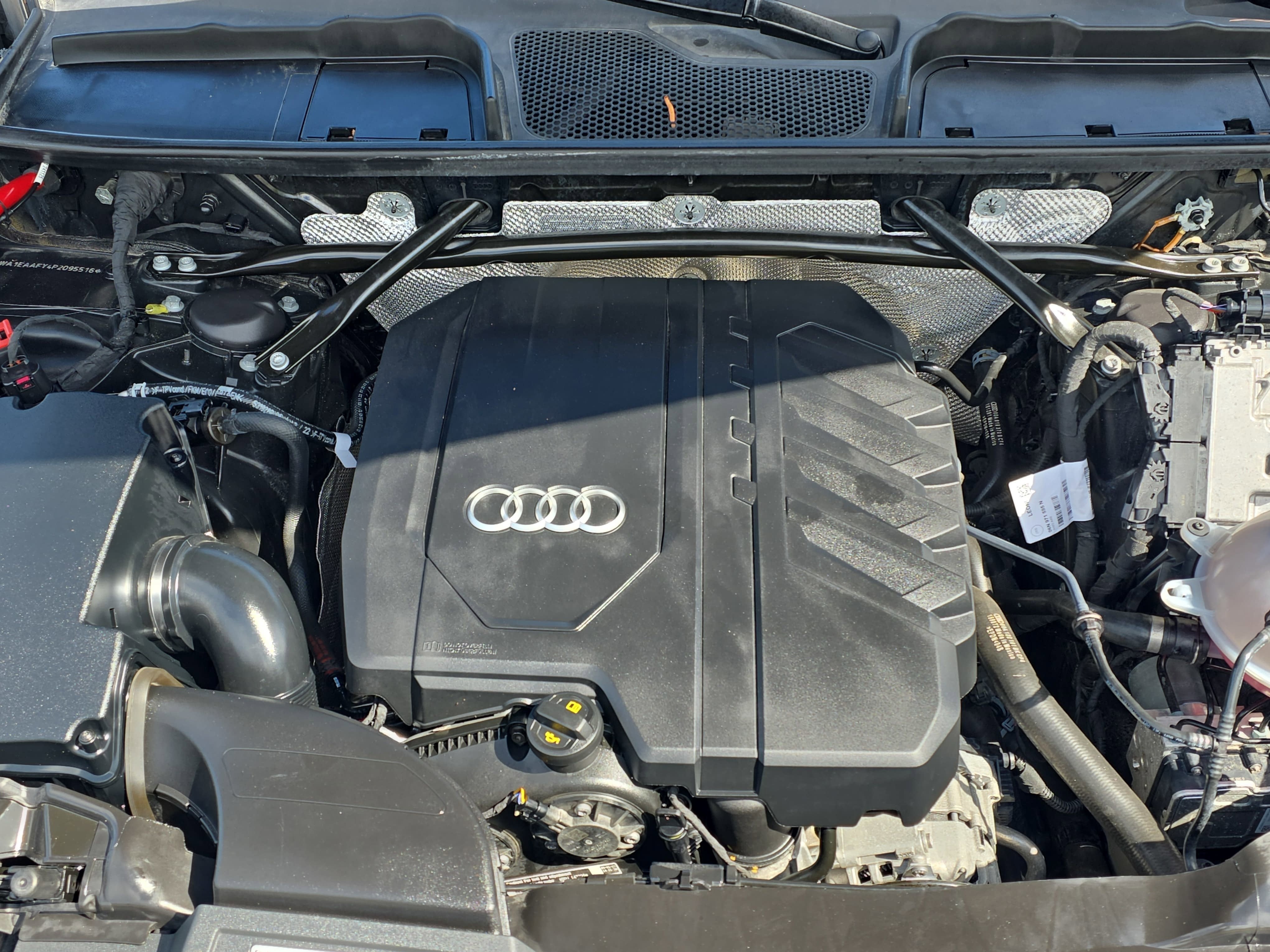 2023 Audi Q5 S line Premium Plus