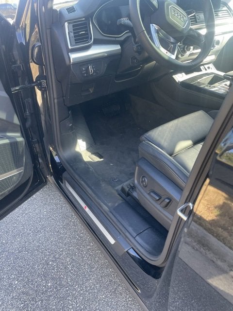 2024 Audi Q5 S line Premium Plus