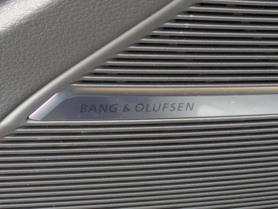 2023 Audi Q8 Premium Plus