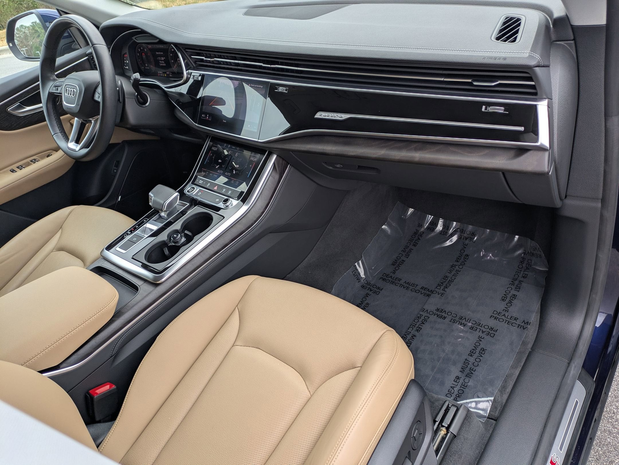 2023 Audi Q8 Premium Plus