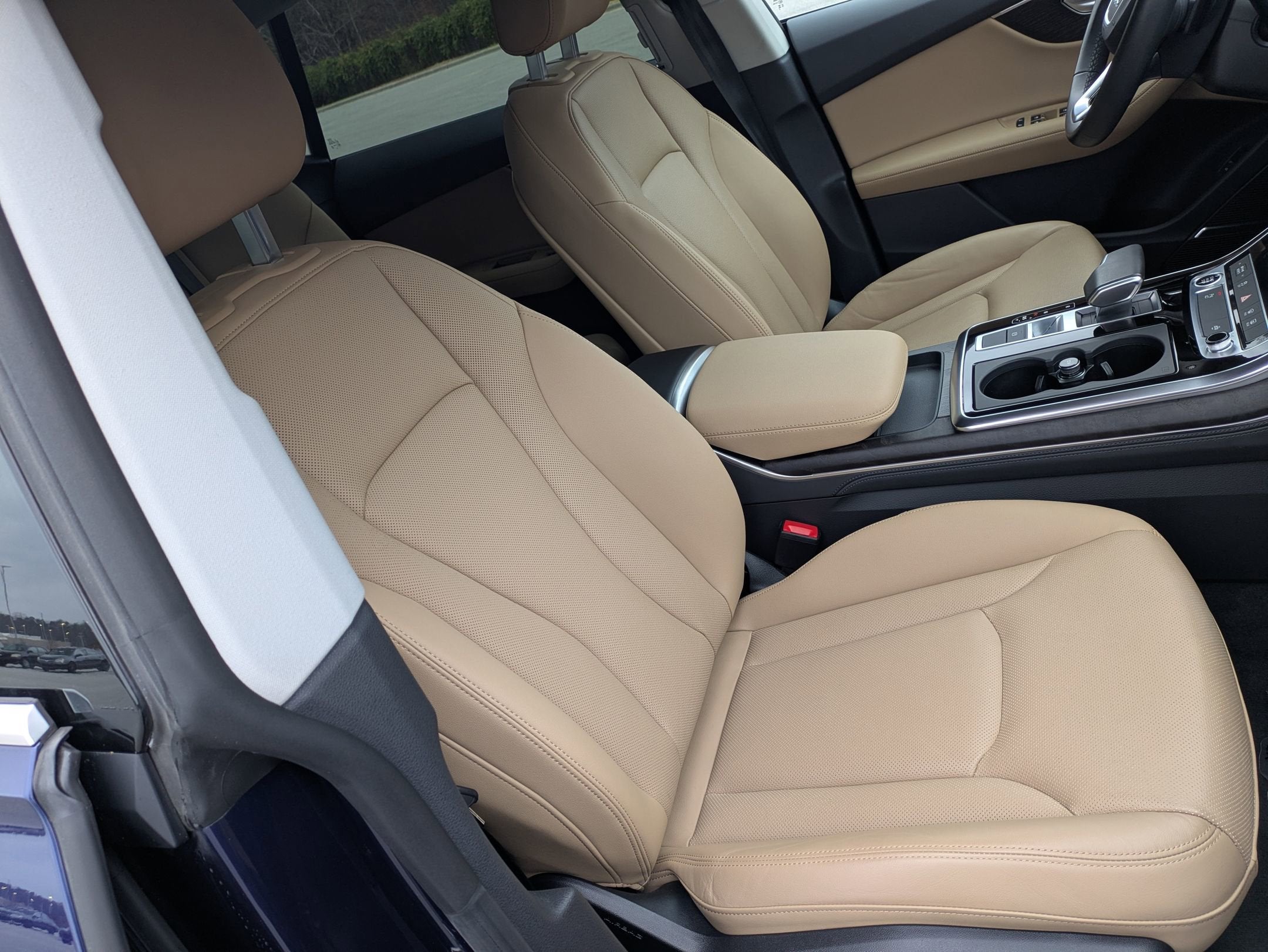 2023 Audi Q8 Premium Plus