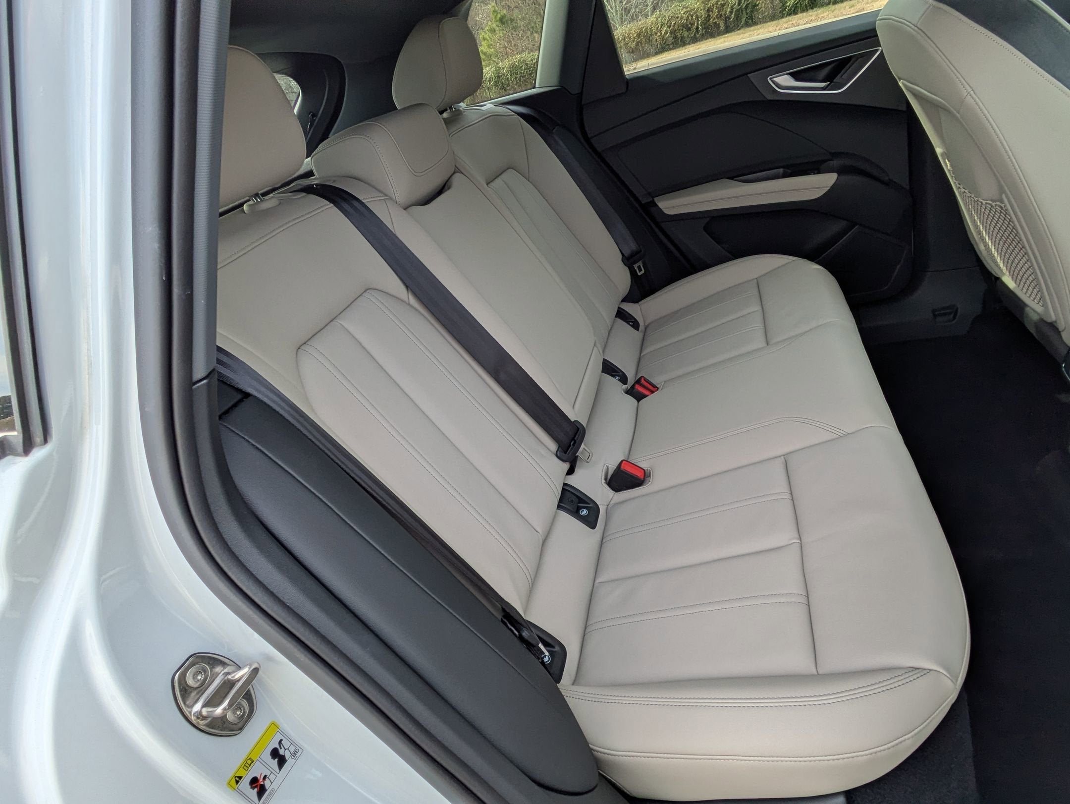 2024 Audi Q4 e-tron Premium Plus