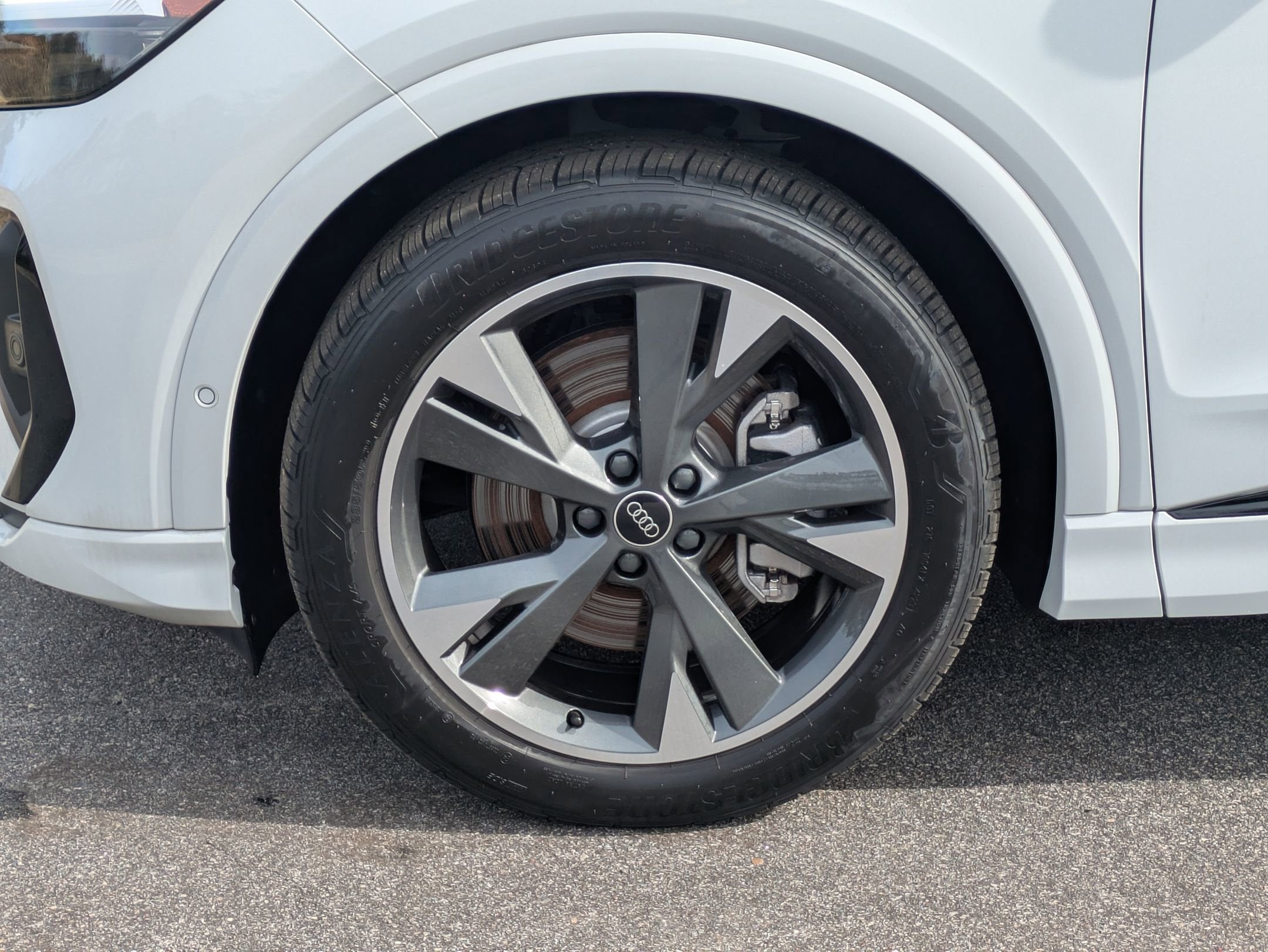 2024 Audi Q4 e-tron Premium Plus