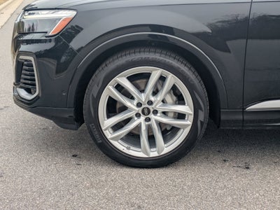 2025 Audi Q7 Premium Plus