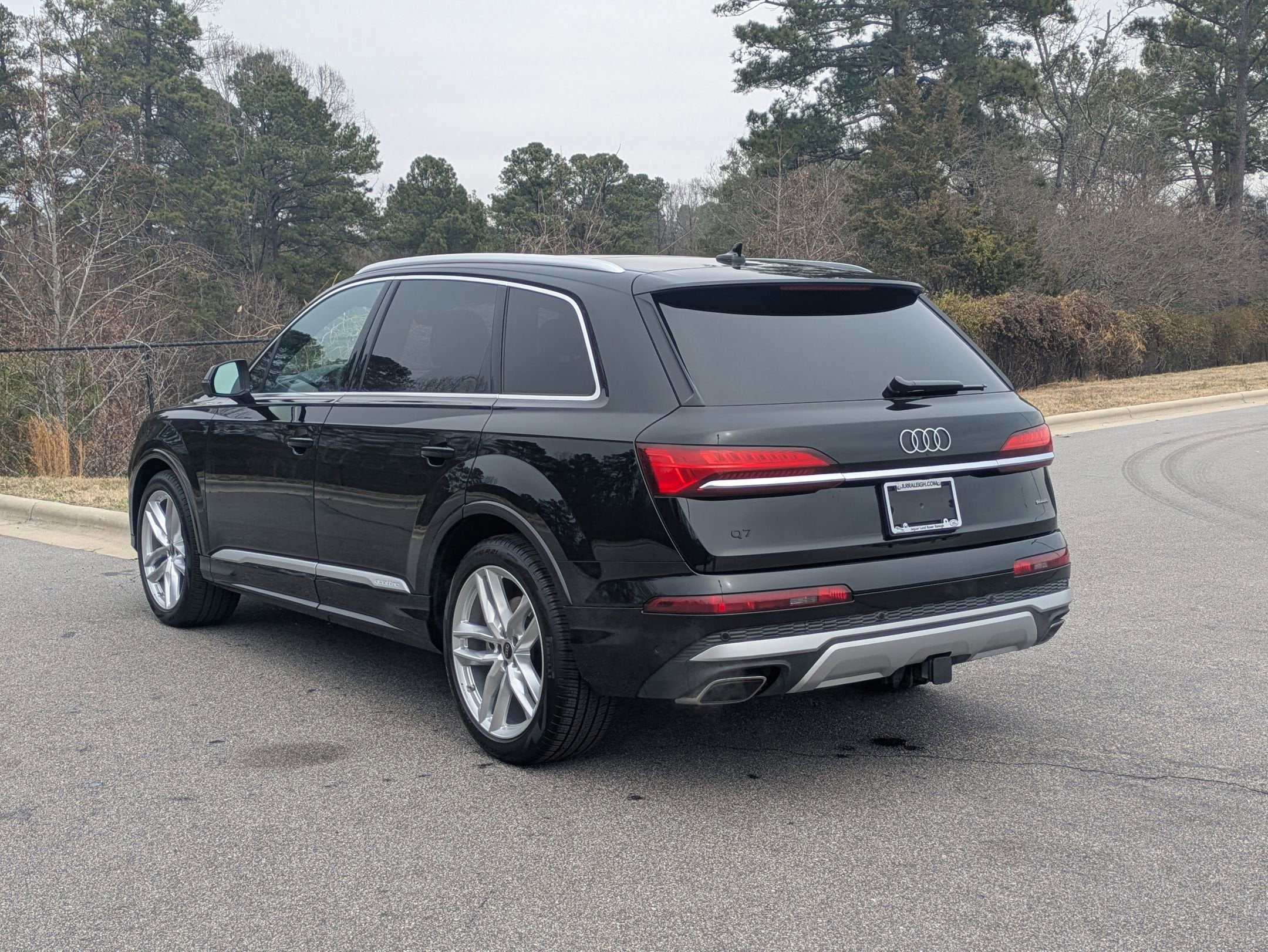 2025 Audi Q7 Premium Plus