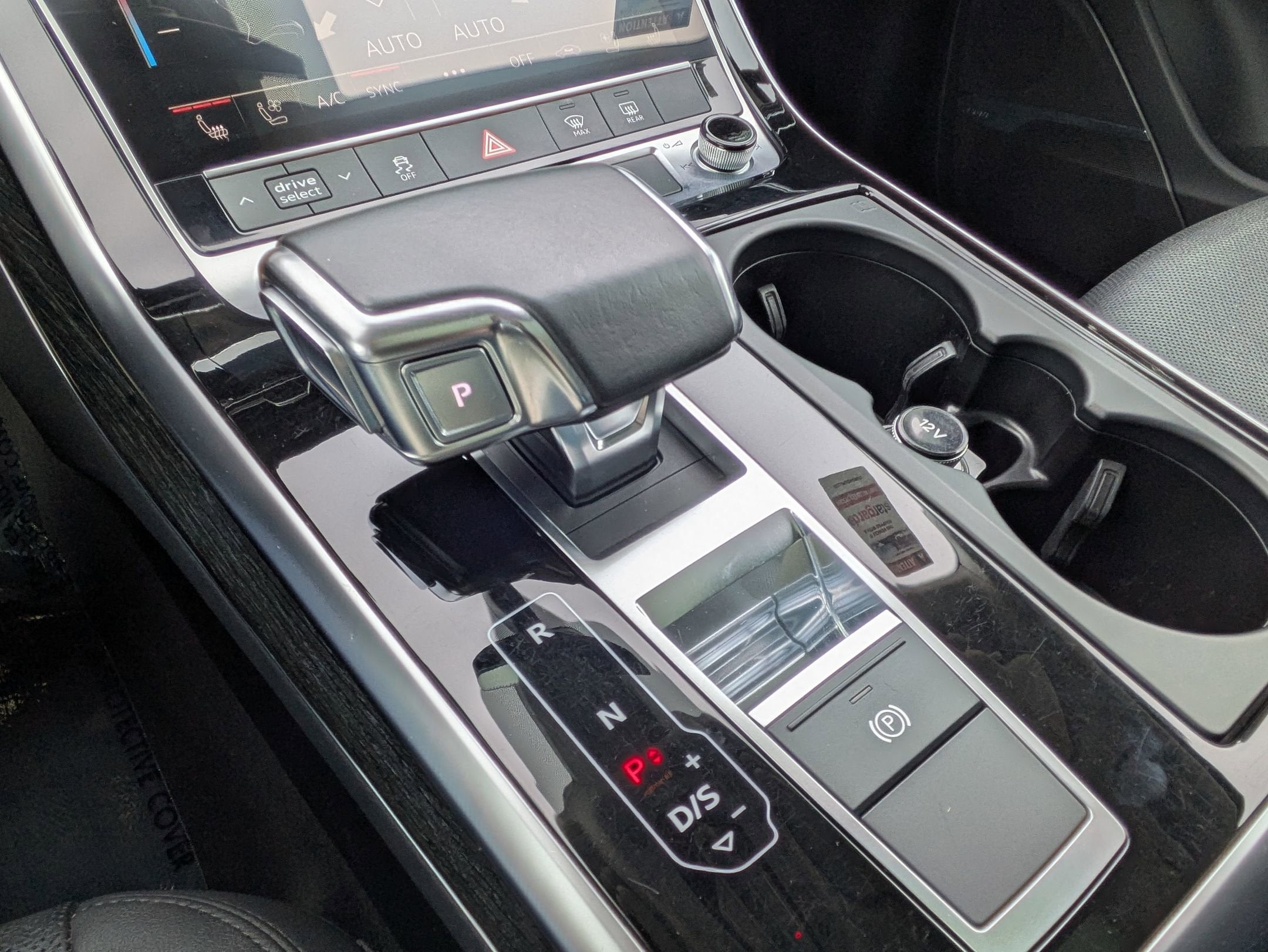 2020 Audi Q7 Premium Plus