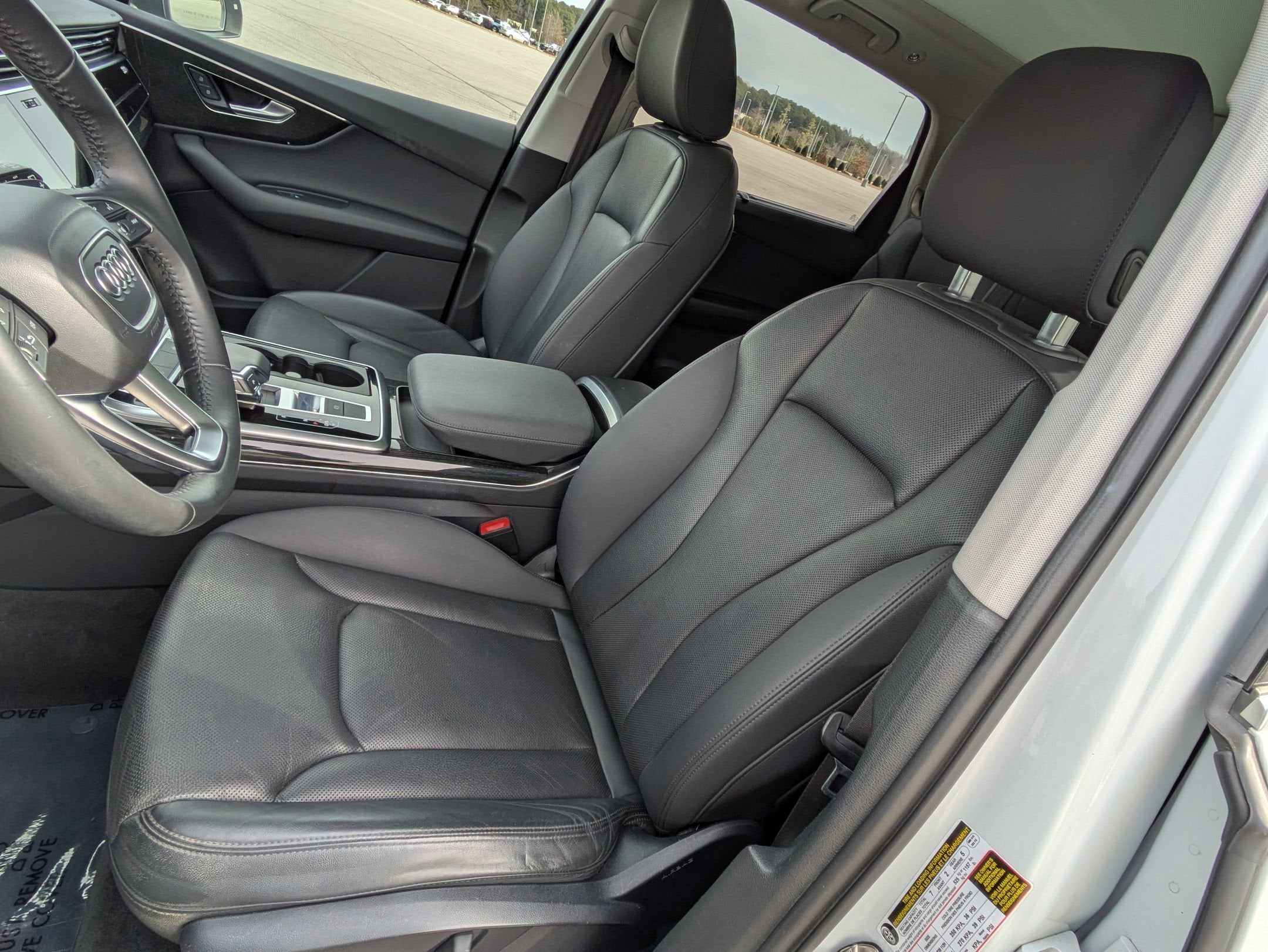 2020 Audi Q7 Premium Plus