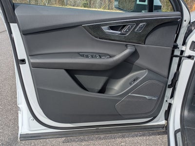 2020 Audi Q7 Premium Plus