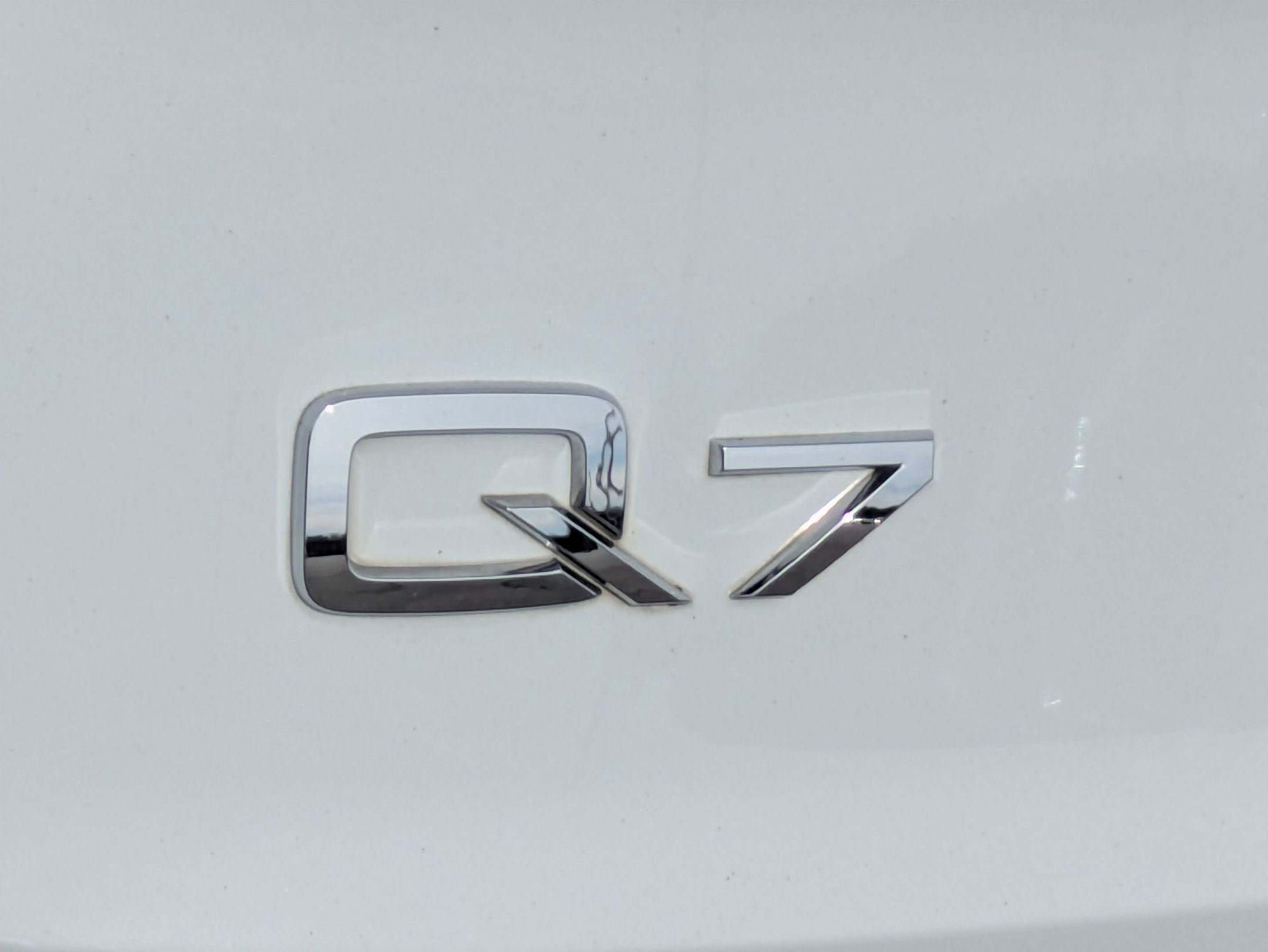 2020 Audi Q7 Premium Plus