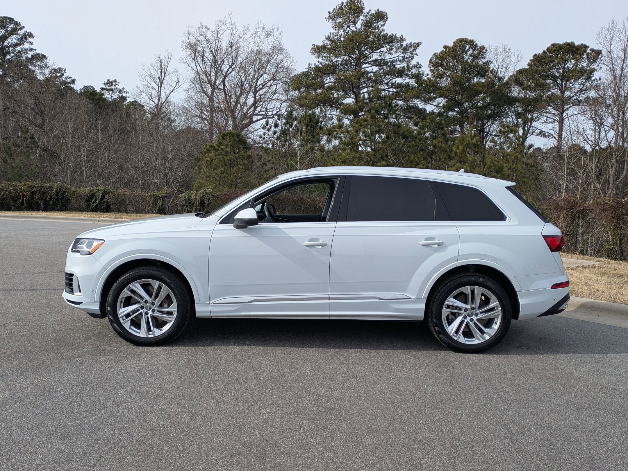 2020 Audi Q7 Premium Plus