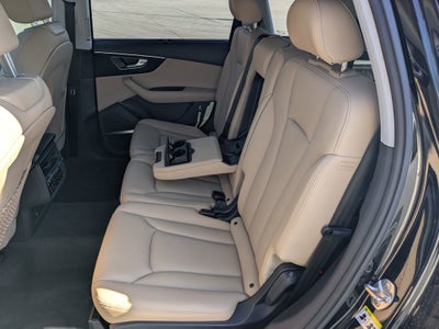 2022 Audi Q7 Prestige