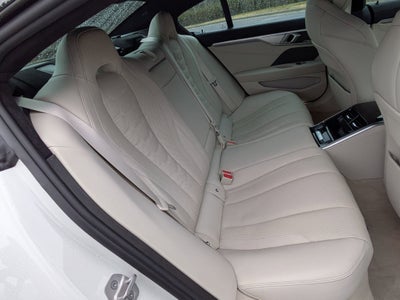 2025 BMW 8 Series M850i