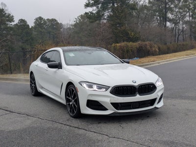 2025 BMW 8 Series M850i