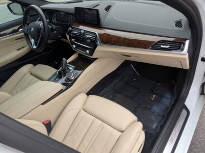 2019 BMW 5 Series 540i