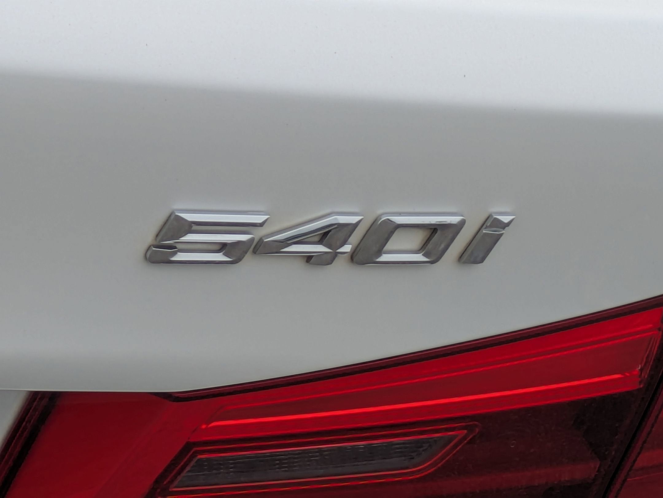 2019 BMW 5 Series 540i