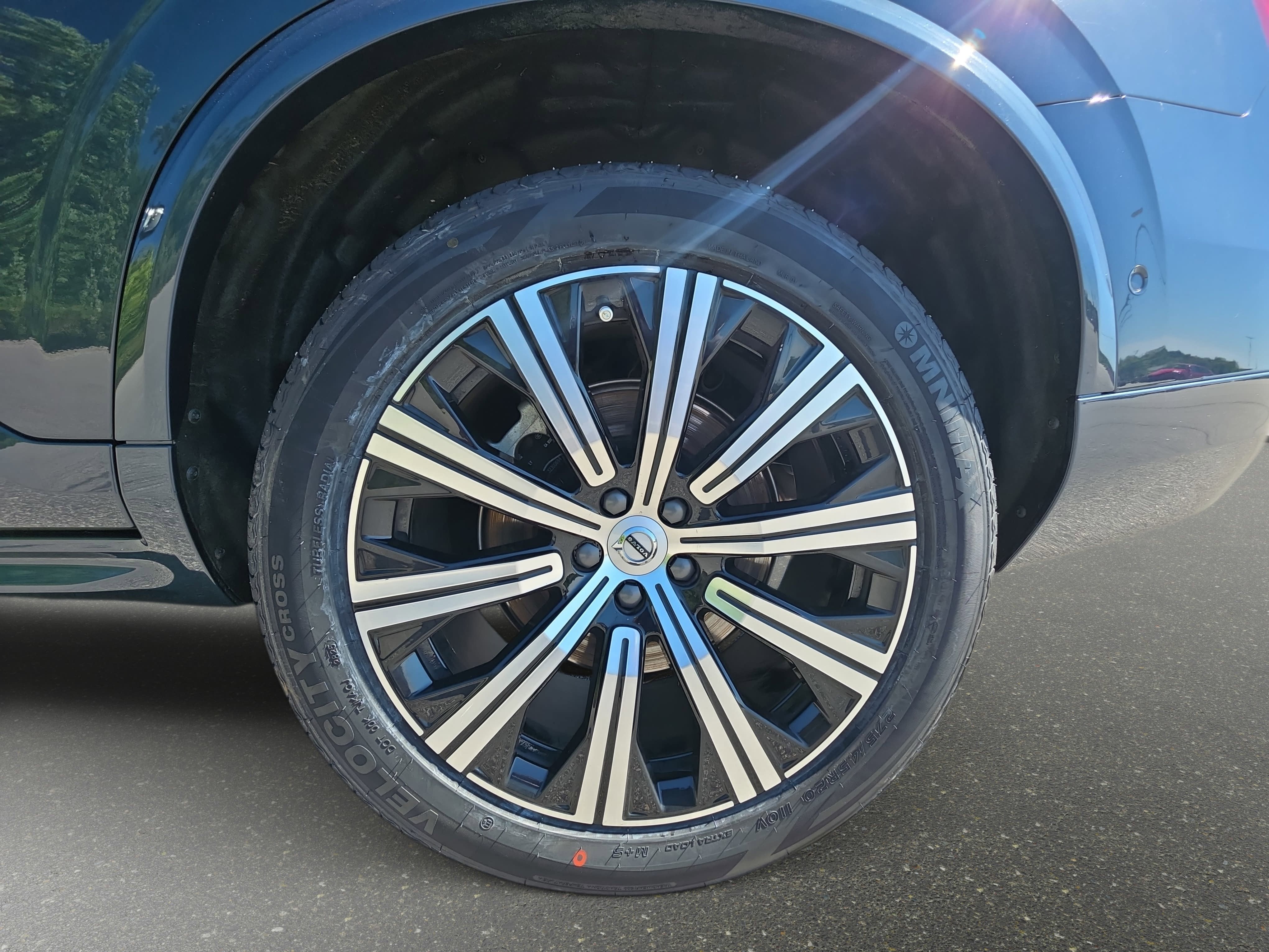 2025 Volvo XC90 Plus