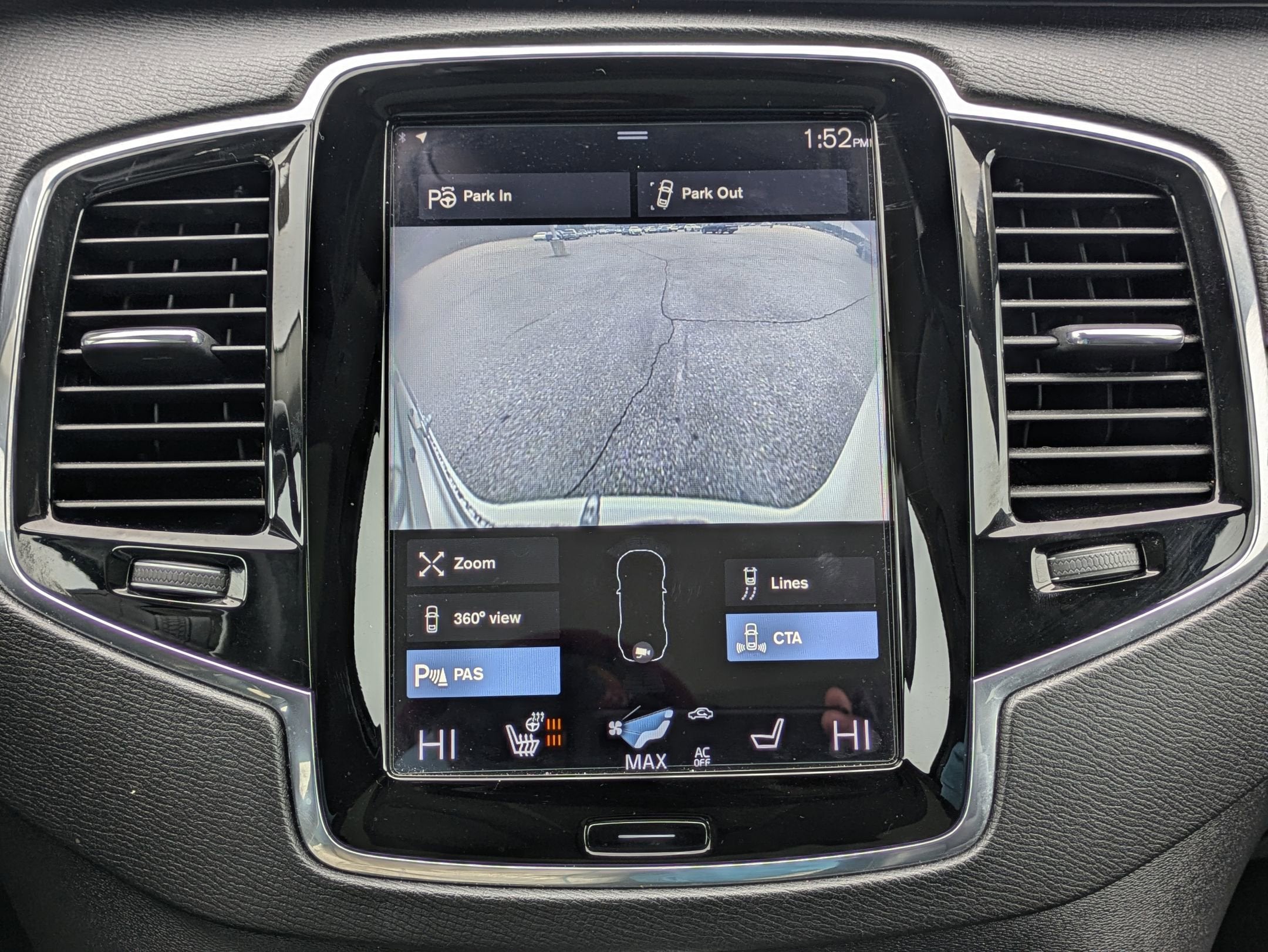 2018 Volvo XC90 Momentum