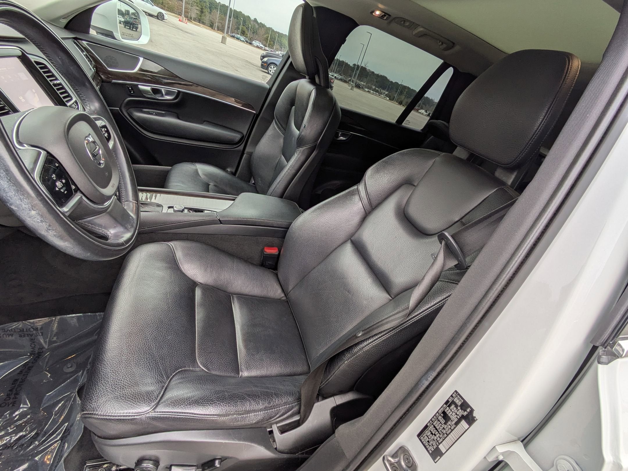 2018 Volvo XC90 Momentum