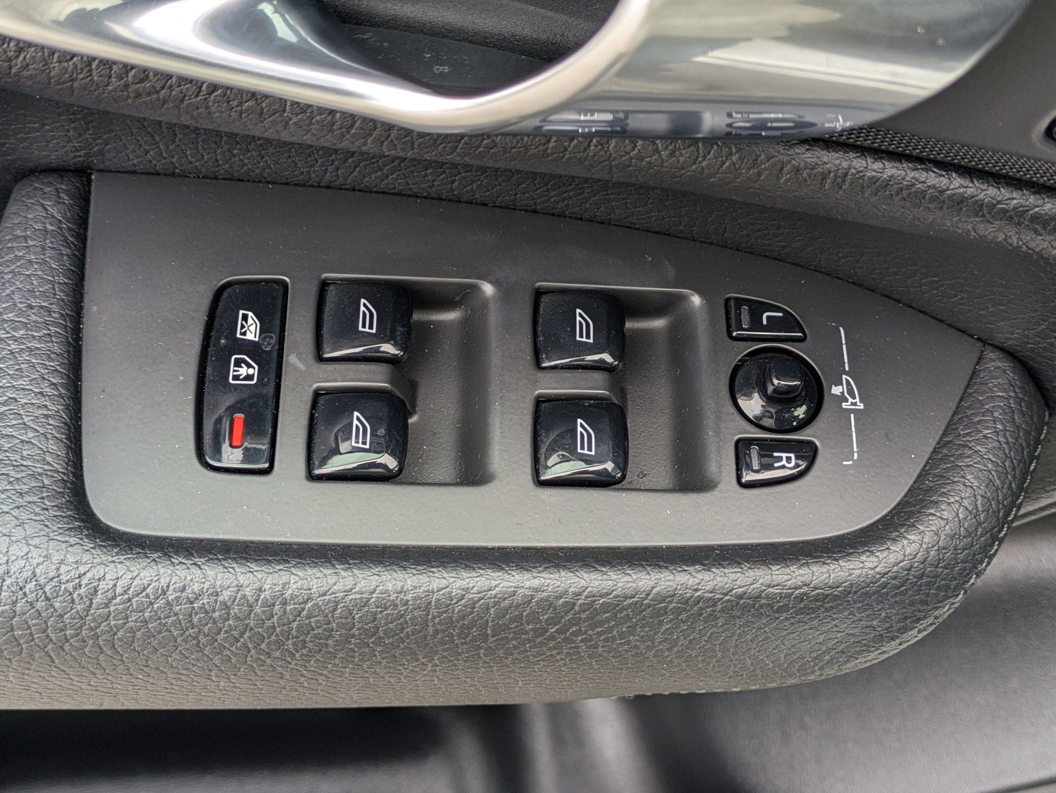 2018 Volvo XC90 Momentum