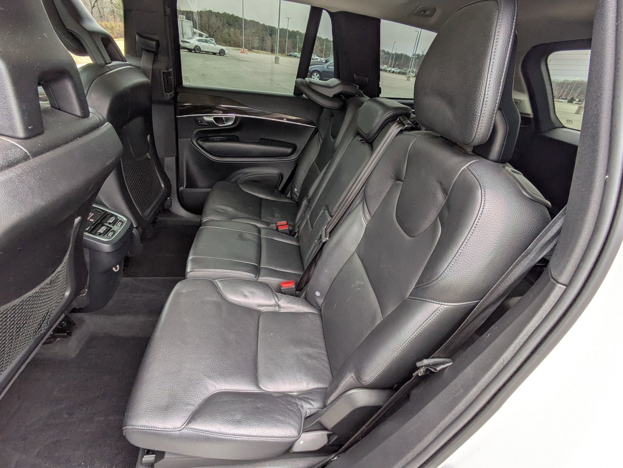 2018 Volvo XC90 Momentum