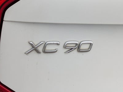 2018 Volvo XC90 Momentum
