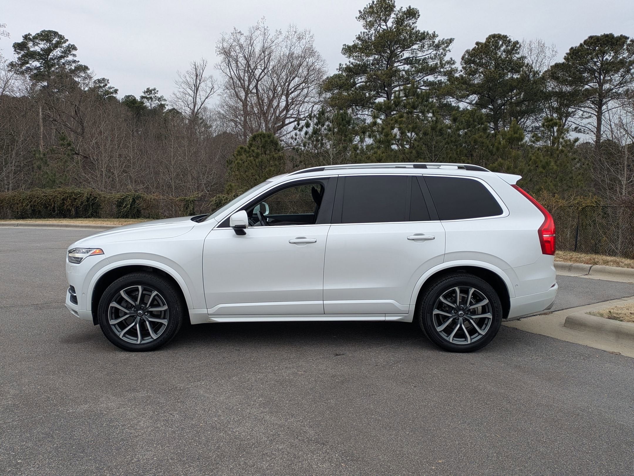 2018 Volvo XC90 Momentum