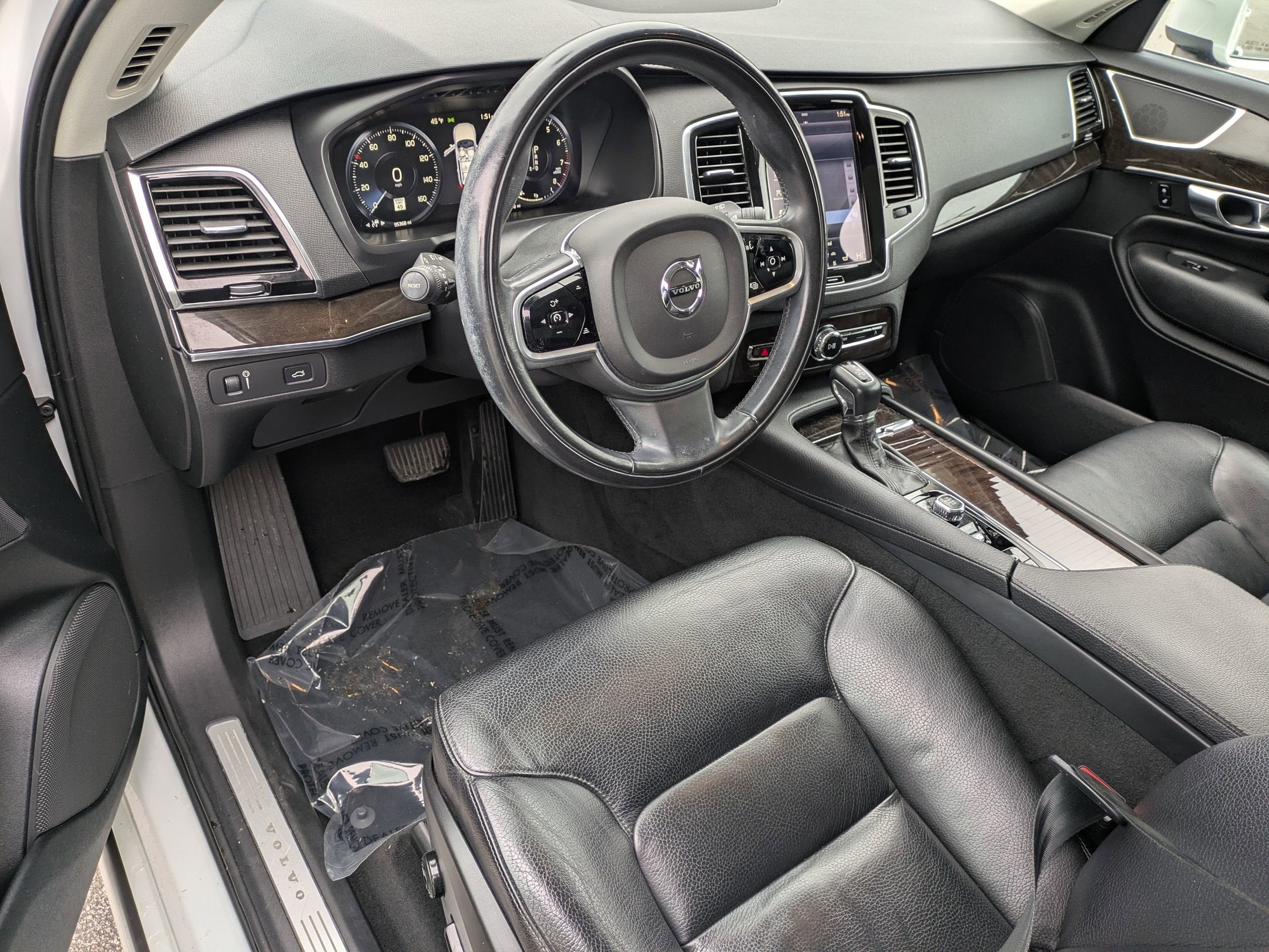 2018 Volvo XC90 Momentum