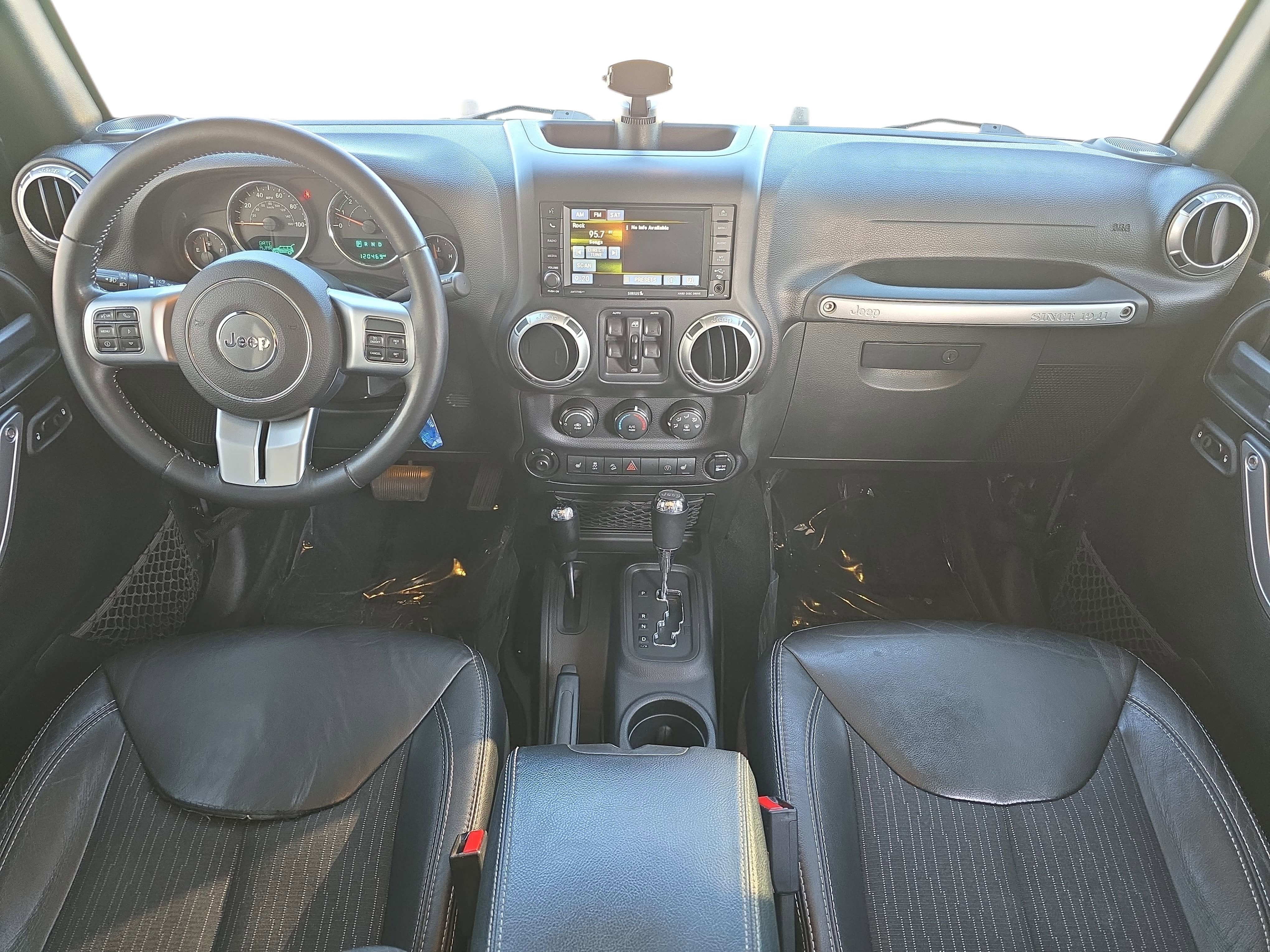 2015 Jeep Wrangler Unlimited 4WD 4dr Freedom Edition *Ltd Avail*