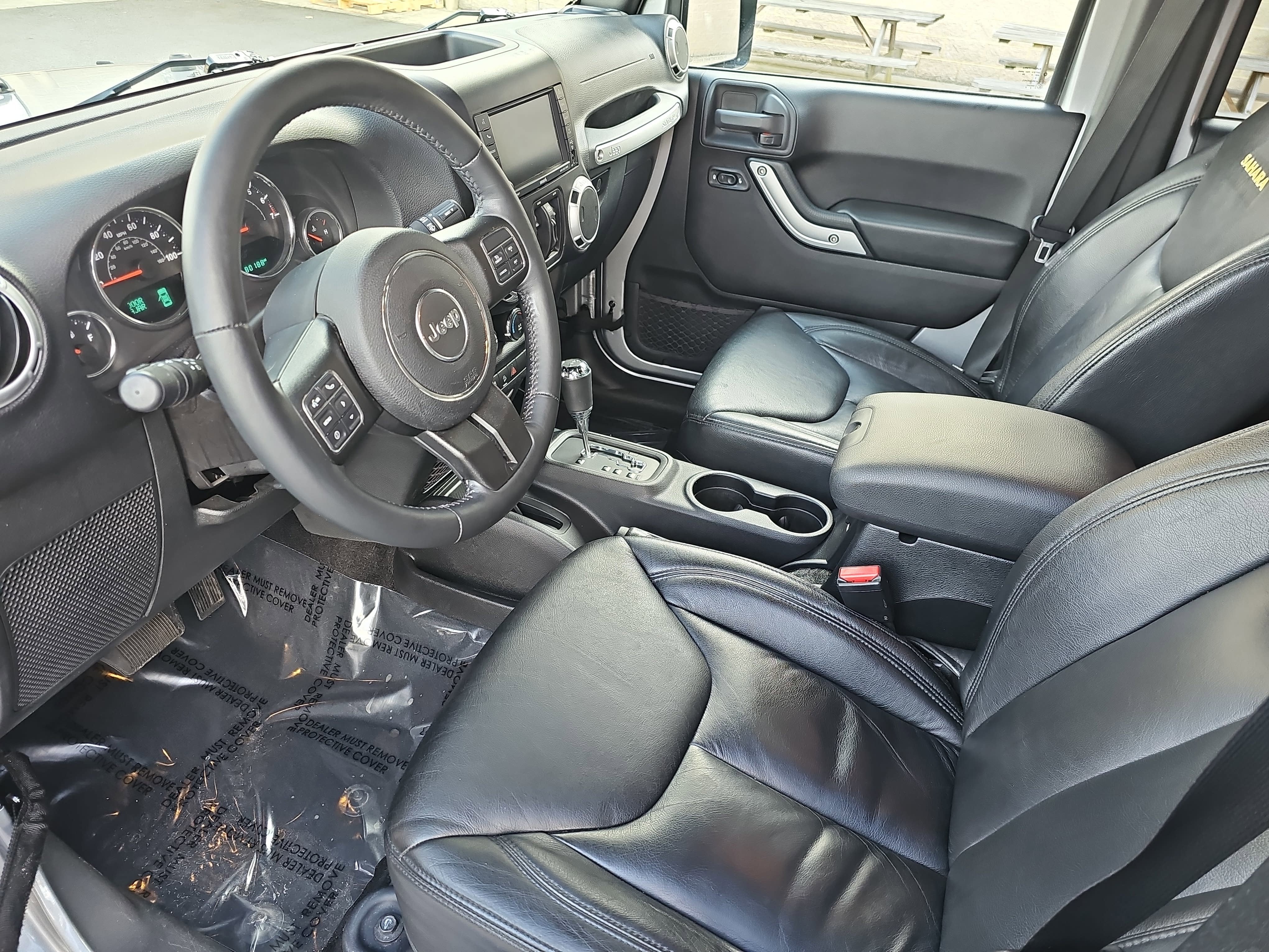 2015 Jeep Wrangler Unlimited 4WD 4dr Sahara