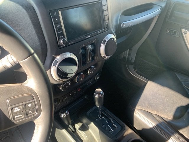 2015 Jeep Wrangler Unlimited 4WD 4dr Sahara