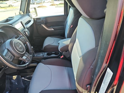 2013 Jeep Wrangler Unlimited 4WD 4dr Sahara