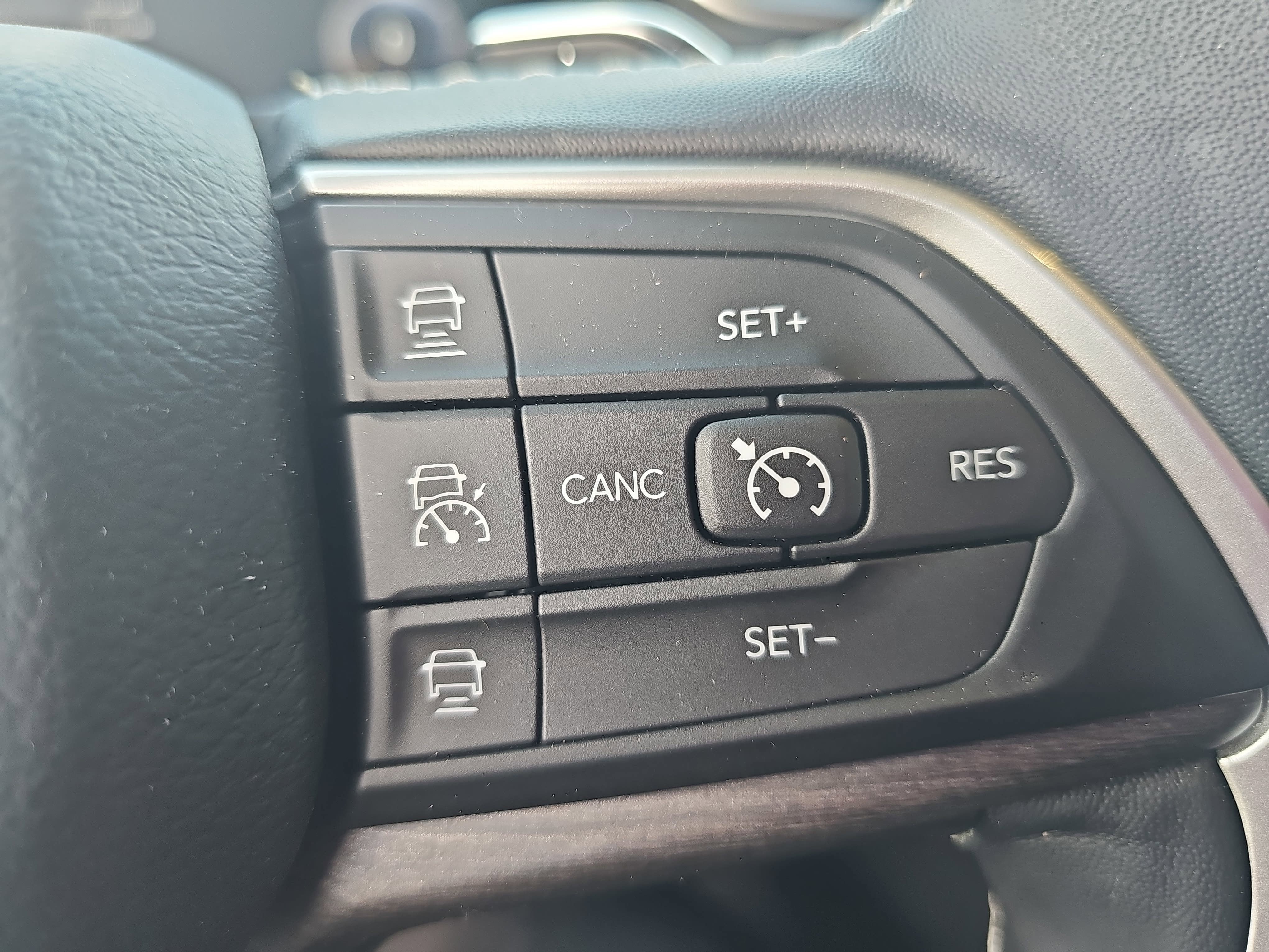 2022 Jeep Grand Cherokee L Limited 4x2