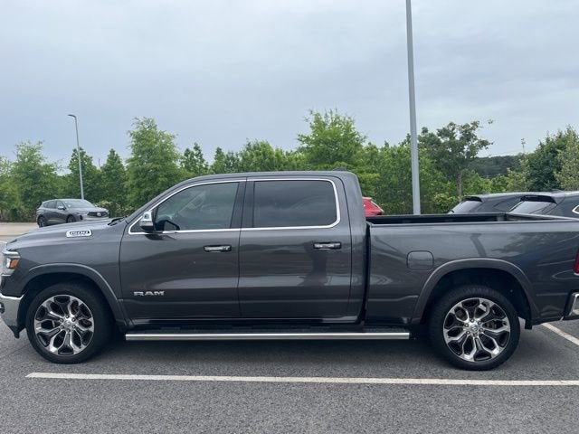 2019 RAM 1500 Laramie 4x4 Crew Cab 6'4 Box