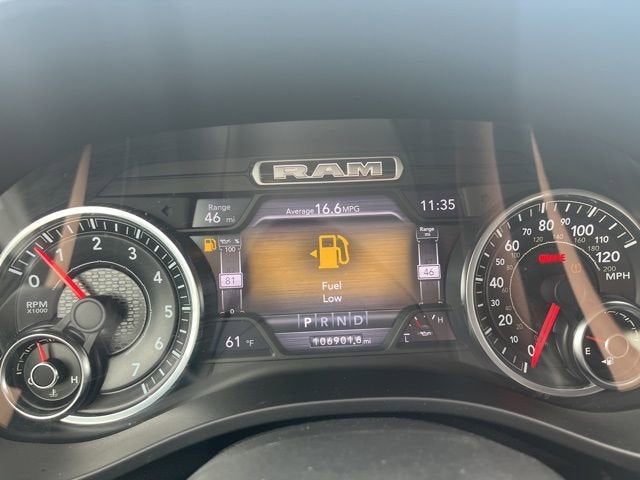 2019 RAM 1500 Laramie 4x4 Crew Cab 6'4 Box