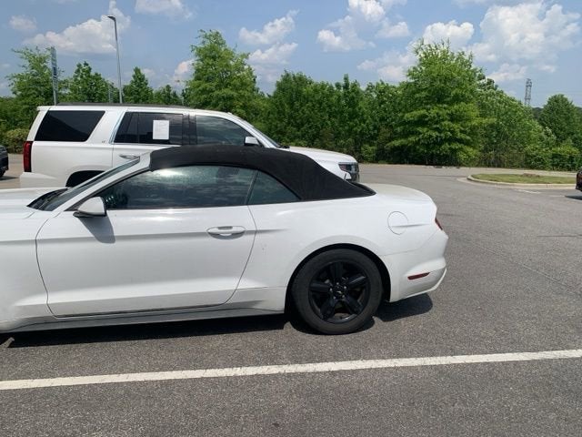2017 Ford Mustang V6 Convertible