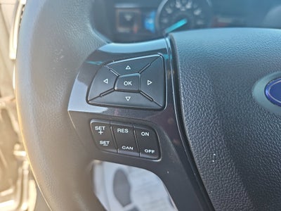 2016 Ford Explorer FWD 4dr XLT