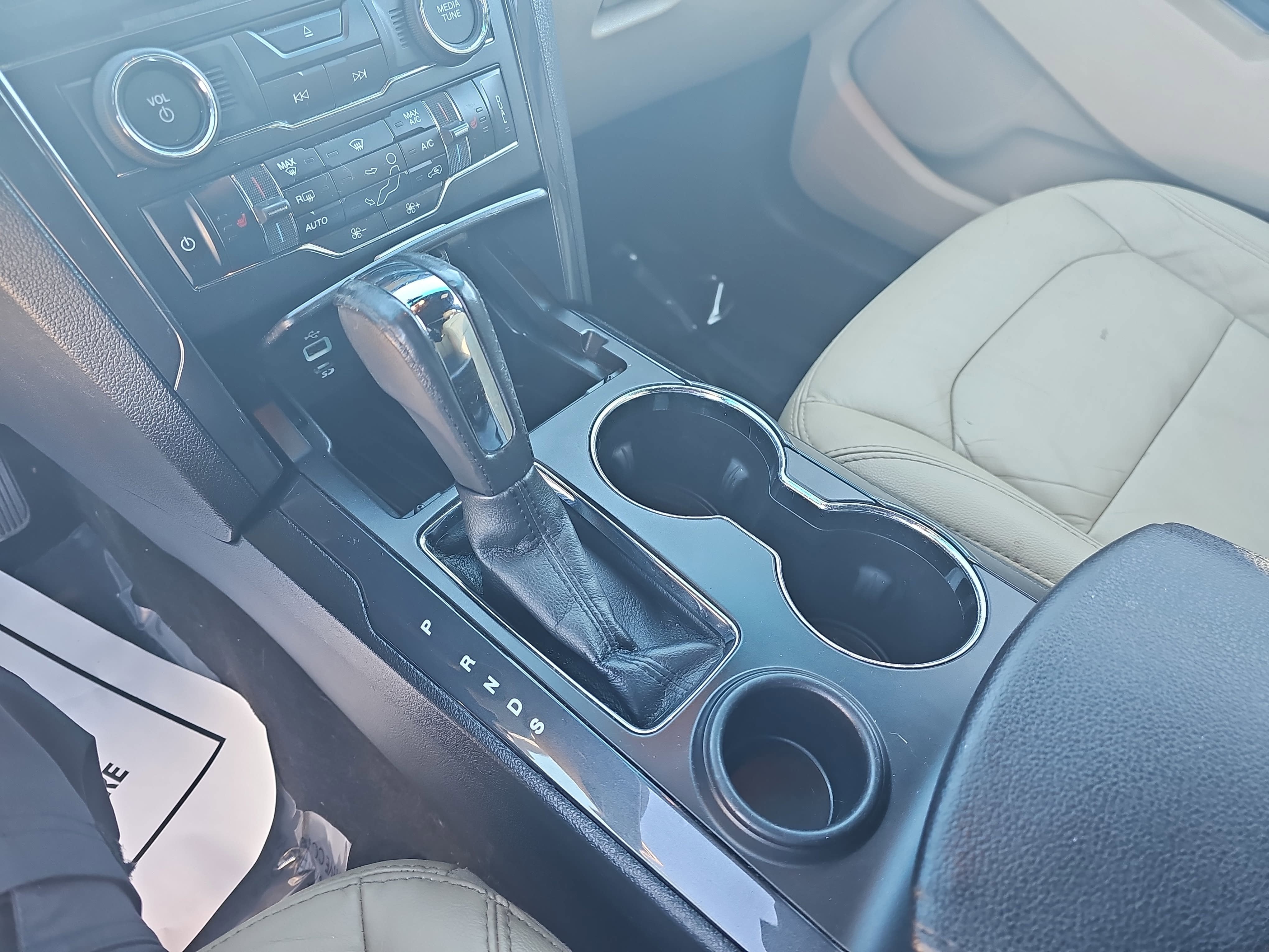 2016 Ford Explorer FWD 4dr XLT