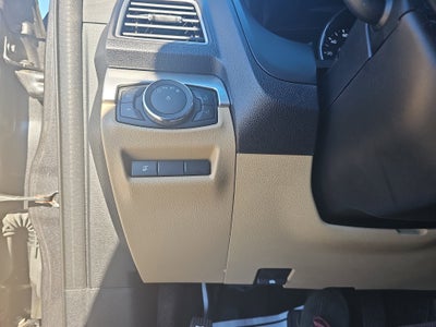 2016 Ford Explorer FWD 4dr XLT