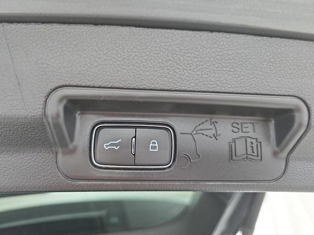 2022 Ford Explorer XLT 4WD