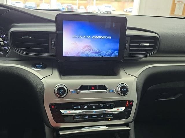 2022 Ford Explorer XLT 4WD