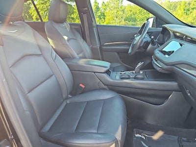 2022 Cadillac XT4 FWD 4dr Sport
