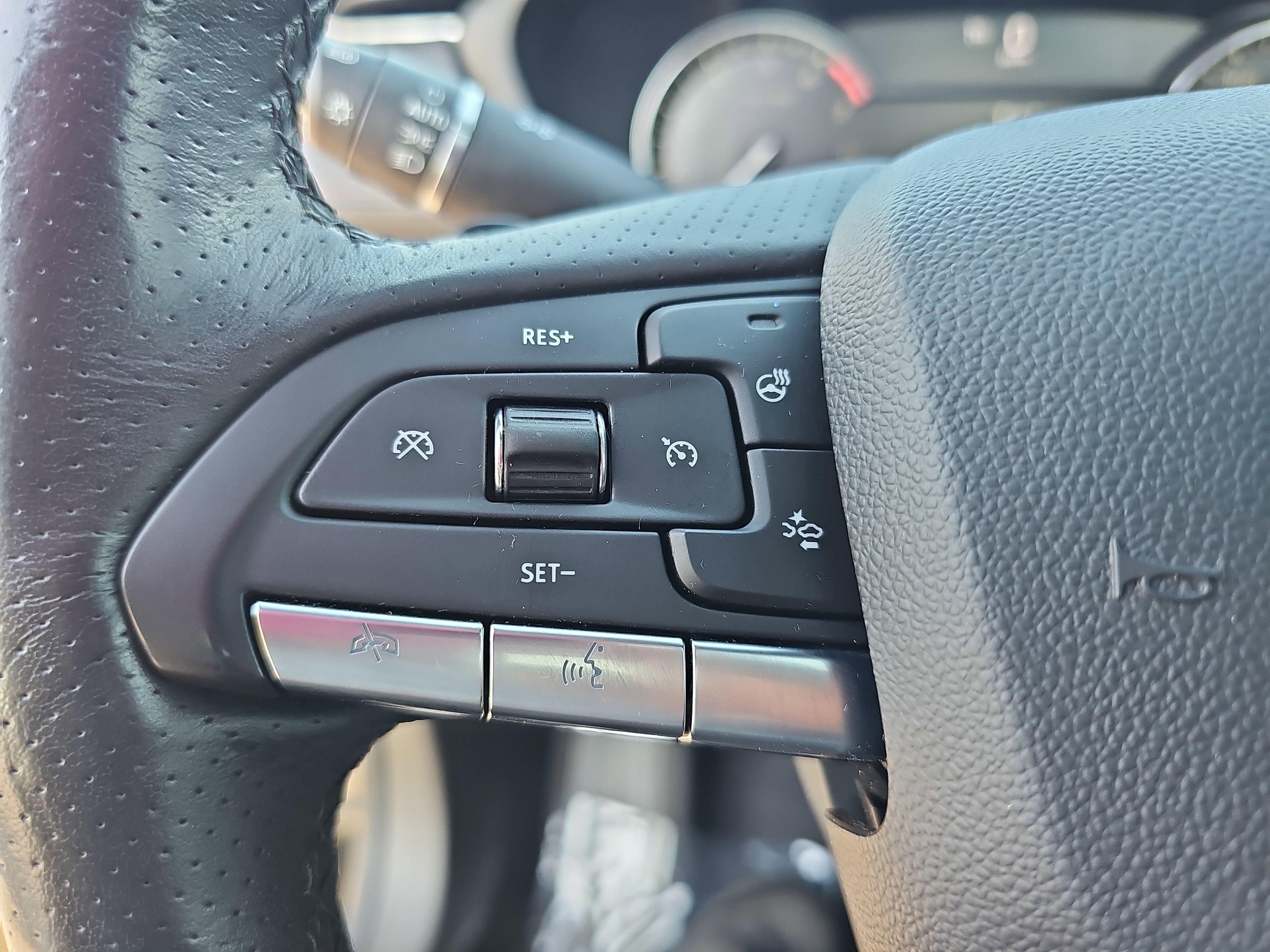 2022 Cadillac XT4 FWD 4dr Sport